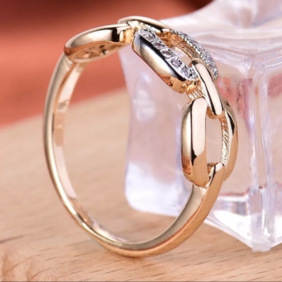 ❤️Size 8! Platinum Link Sapphire Crystal Gold Ring - Picture 4 of 8